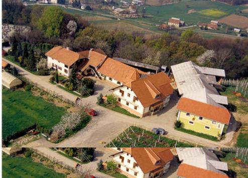 Moj Dom-Toplak Hotel Jursinci Buitenkant foto